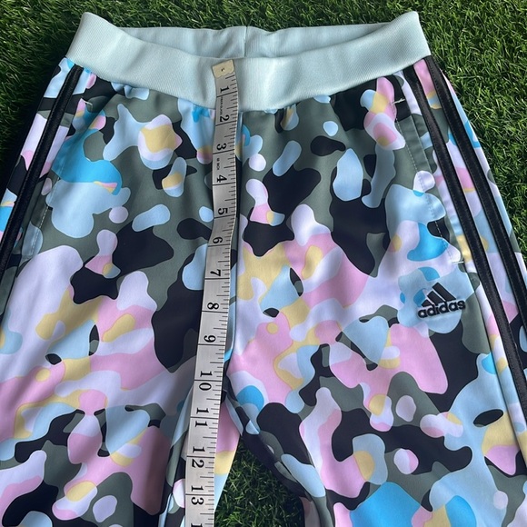 ADIDAS Girls Camo Print Joggers size 10/12 medium - Picture 8 of 12